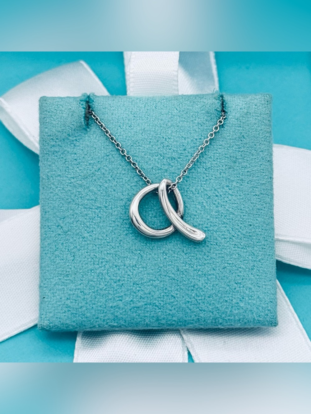 Tiffany & Co. Alphabet SS Letter A Peretti Necklace 16” EUC
